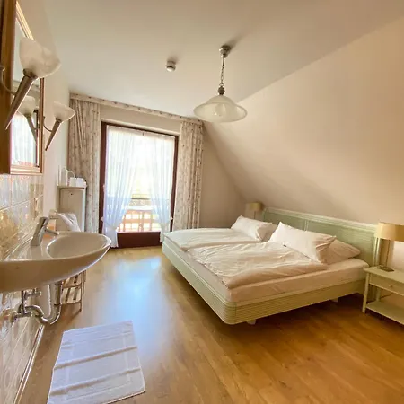 Πανσιόν Gaestezimmer Neumair